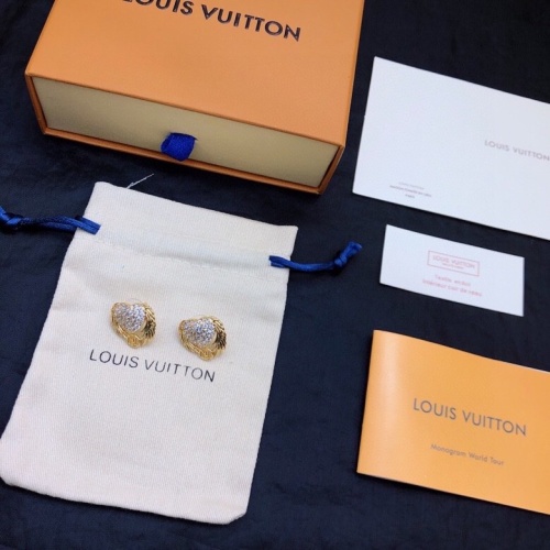 Louis Vuitton Fashion Versatile Diamond Earrings