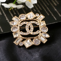 Chanel Fashion Versatile Full Diamond Double C Brooch