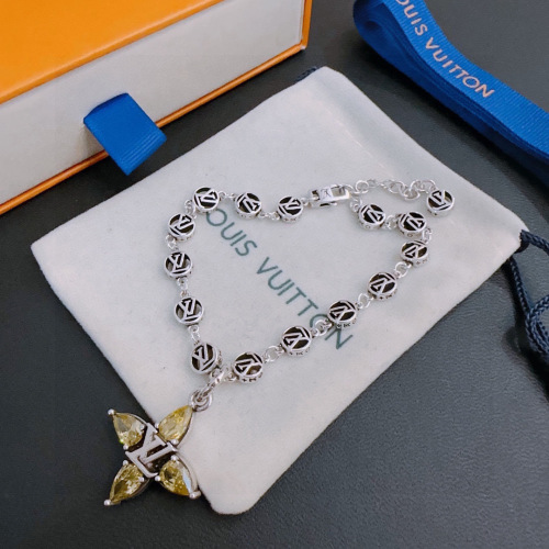 Louis Vuitton Couple Classic Retro Letter Silver Bracelet