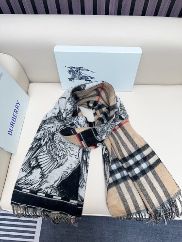Burberry Classic Large Grid Double sided Jacquard Cashmere Scarf Size: 45 x 210 CM