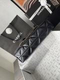 Chanel Classic Lingge Retro Underarm Bag Chain Bag Size: 26 x 38 x 11 CM