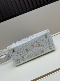 Dior Fashion Embroidered Handbag Diagonal Cross Bag Size: 24 x 20 x 11 CM