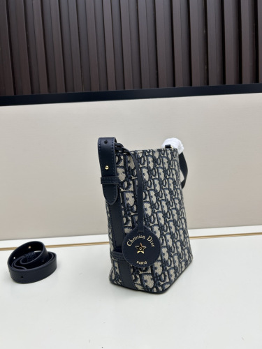 Dior Fashion Vintage Water Bucket Bag Crossbody Bag