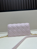 Dior Fashion Mini Lingge Sheepskin Chain Bag Crossbody Bag Size: 21 x 11.5 x 4.5 CM