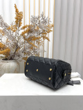 Chanel Classic Lingge Leather Bowling Bag Chain Bag Size: 31 x 16 x 8 CM