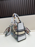Dior Fashion Embroidered Handbag Diagonal Cross Bag Size: 24 x 20 x 11 CM