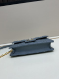 Dior Fashion Mini Lingge Sheepskin Chain Bag Crossbody Bag Size: 21 x 11.5 x 4.5 CM
