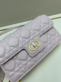 Dior Fashion Mini Lingge Sheepskin Chain Bag Crossbody Bag Size: 21 x 11.5 x 4.5 CM