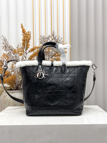 Dior Fashion CD Ring Diamond Grid Plush Leather Handbag Crossbody Bag