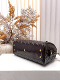 Chanel Classic Lingge Leather Bowling Bag Chain Bag Size: 21 x 17 x 8 CM