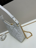 Dior New Classic Diamond Grid Mahjong Bag Chain Strap Crossbody Bag Size: 22 x 16 x 7 CM