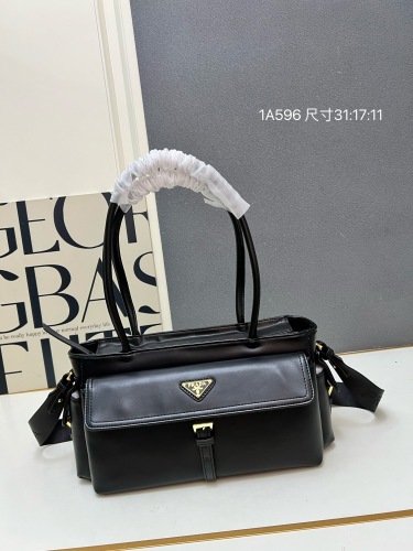Prada New Classic Versatile Sheepskin Tote Bag Diagonal Cross Bag Size: 31 x 17 x 11 CM