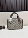 Gucci Classic G Horseclip Box Bag Handbag Size: 23 x 16 x 12 CM