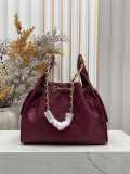 Chanel New Fashion CC Leather Stray Bag Diagonal Cross Bag Size: 26 x 30 CM