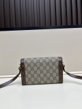 Gucci Classic GG Horseclip Mini Crossbody Bag Size: 18 x 12 x 5 CM