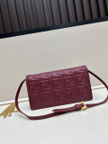 Fendi New Classic FF Flip Shoulder Bag Chain Crossbody Bag Size: 21 x 5 x 11.5 CM