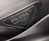 Prada New Classic Lychee Pattern Leather Cross Bag Handbag Size: 23 x 21 x 10 CM