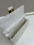 Fendi New Classic FF Flip Shoulder Bag Chain Crossbody Bag Size: 21 x 5 x 11.5 CM