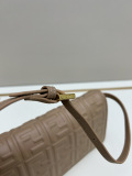 Fendi New Classic FF Flip Shoulder Bag Chain Crossbody Bag Size: 21 x 5 x 11.5 CM