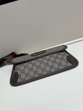 Gucci Classic GG Flip Shoulder Bag Crossbody Bag Size: 25 x 17 CM