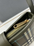 Burberry New Classic Checkered Crossbody Bag Size: 26 x 6 x 12 CM