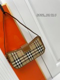 Burberry New Classic Checkered Crossbody Bag Size: 26 x 6 x 12 CM