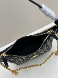 Dior New Classic Diamond Grid Mahjong Bag Chain Strap Crossbody Bag Size: 22 x 16 x 7 CM
