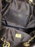Chanel Retro Lingge CC Chain Cross Bag Size: 26 x 30 CM