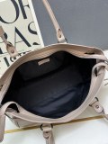 Balenciaga Fashion Cool Motorcycle Bag Underarm Bag Size: 39.8 x 17.7 x 14.9 CM