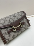 Gucci Classic GG Horseclip Mini Crossbody Bag Size: 18 x 12 x 5 CM