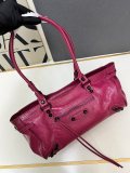 Balenciaga Fashion Cool Motorcycle Bag Underarm Bag Size: 39.8 x 17.7 x 14.9 CM