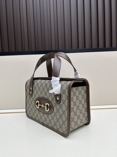 Gucci Classic G Horseclip Box Bag Handbag Size: 27.5 x 17.5 x 11 CM
