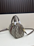 Gucci Classic Mini GG Canvas Handbag Crossbody Bag Size: 14 x 21.5 x 11.5 CM