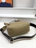 Prada New Classic Lychee Pattern Leather Cross Bag Handbag Size: 23 x 21 x 10 CM