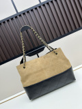 Chanel Fashion Color Contrast Splicing Chain Shoulder Bag Diagonal Span Bag Size: 36 x 24 x 12 CM