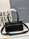 Prada New Classic Versatile Sheepskin Tote Bag Diagonal Cross Bag Size: 31 x 17 x 11 CM