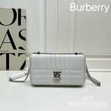 Burberry Classic TB Chain Crossbody Bag Lola Bag Size: 23 x 13 x 6 CM