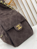 Chanel New Fashion CC Leather Stray Bag Diagonal Cross Bag Size: 26 x 30 CM