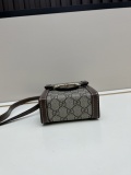 Gucci Classic GG Mini Phone Bag Crossbody Bag Size: 11.5 x 17 x 4 CM