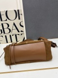 Balenciaga Fashion Cool Motorcycle Bag Underarm Bag Size: 39 x 26 x 16 CM