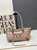 Balenciaga Fashion Cool Motorcycle Bag Underarm Bag Size: 39.8 x 17.7 x 14.9 CM