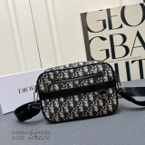 Dior New Classic Vintage Messenger Bag Crossbody Bag