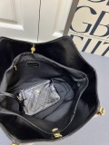 Chanel New Fashion Ling Grid Chain Shoulder Bag Crossbody Bag Size: 32 x 25 x 13 CM