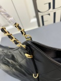 Chanel New Fashion Ling Grid Chain Shoulder Bag Crossbody Bag Size: 32 x 25 x 13 CM