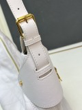 Dior New Retro Lingge Oil Wax Leather Shoulder Bag Size: 28 x 18 x 12 CM