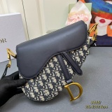 Dior New Classic Flip Saddle Bag Diagonal Cross Bag Size: 25.5 x 20 x 6.5 CM