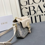 Dior New Classic Printed Shoulder Bag Hobo Underarm Bag Size: 20 x 13.5 x 5.5 CM