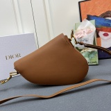 Dior New Classic Flip Saddle Bag Diagonal Cross Bag Size: 25.5 x 20 x 6.5 CM