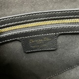 Dior New Classic Flip Saddle Bag Diagonal Cross Bag Size: 25.5 x 20 x 6.5 CM