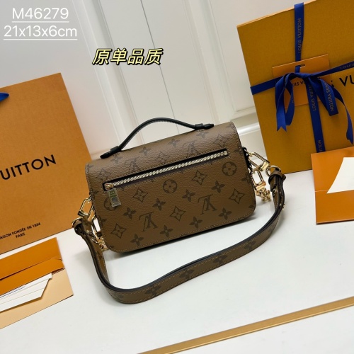 Louis Vuitton Classic Logo Flip Bag Crossbody Bag Size: 21.5 x 13.5 x 6 CM